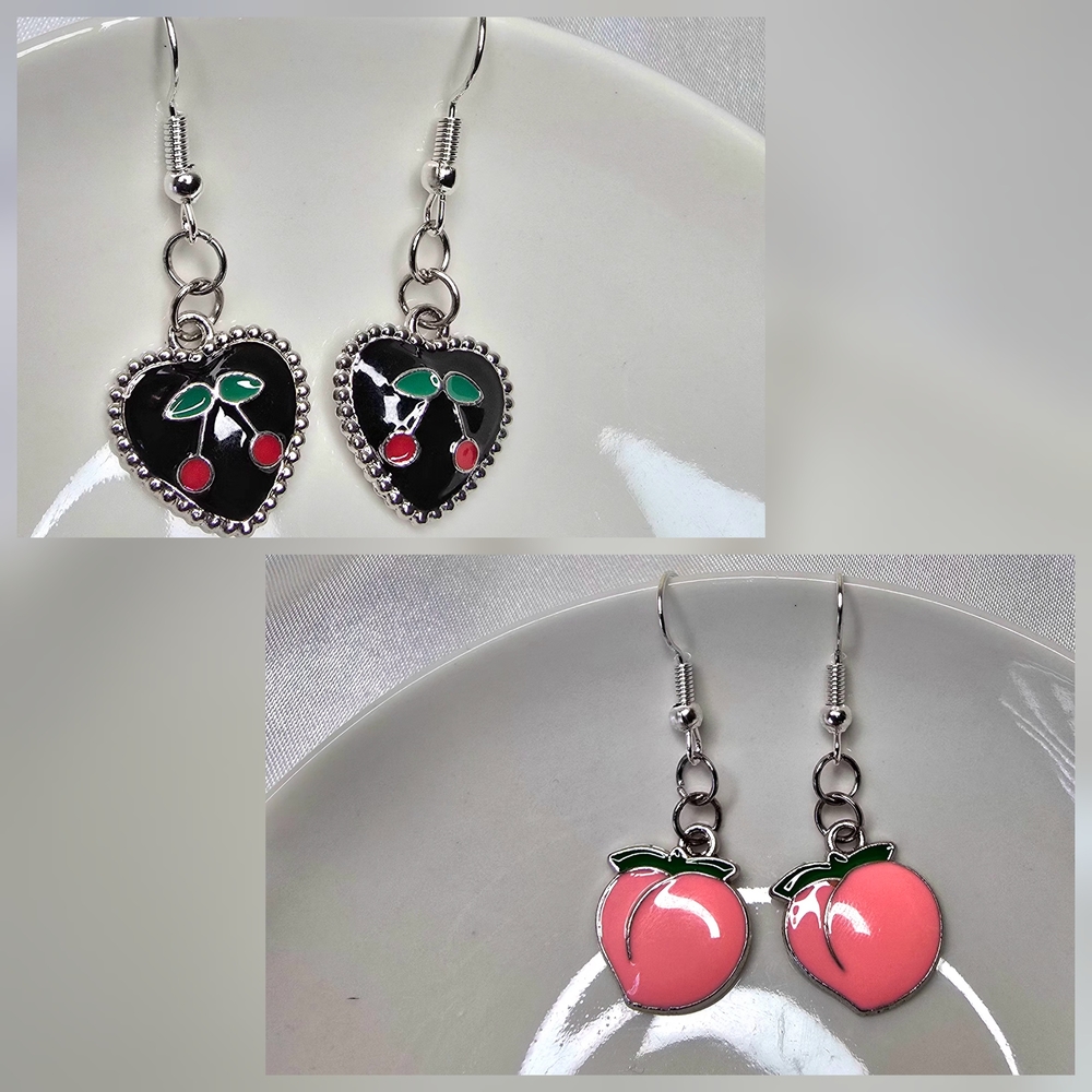 2‎ Pairs Cherry and Peach Dangle Earrings